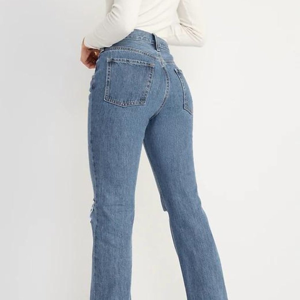 Old Navy Mid-Rise Slouchy Boot-Cut Ripped Non-Stretch Jeans for Women New - Picture 3 of 10